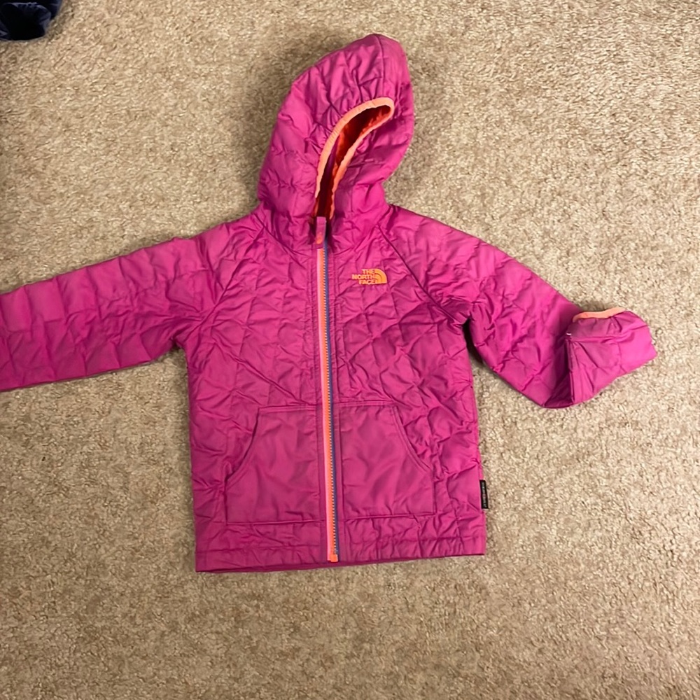 Pink north face light winter coat. 4T